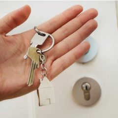 תיקון והחלפת צילינדרים במרכז – פתרונות מתקדמים לנעילה